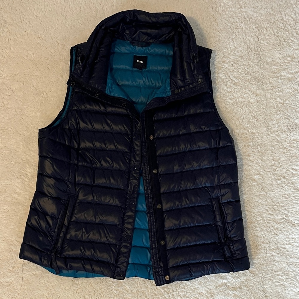 GAP Dark Blue Teal Down Quilted Vest